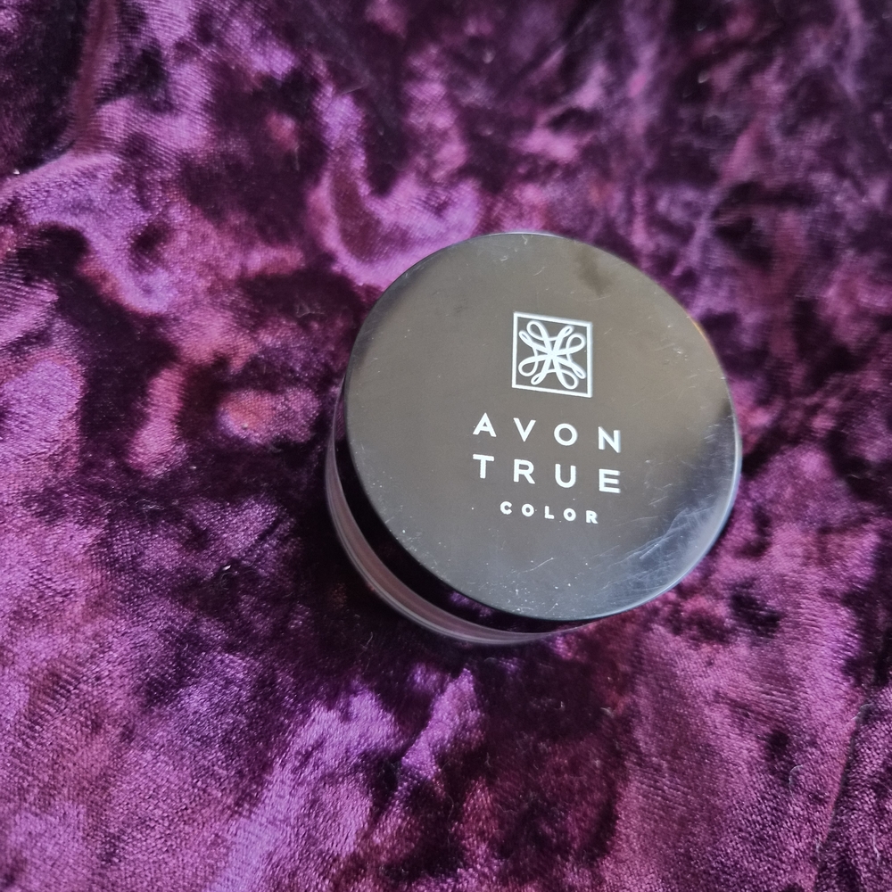 Avon True Color Blush in Classic Black